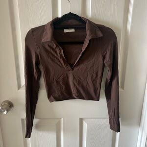Babaton Long Sleeve Cropped Shirt - Size S.